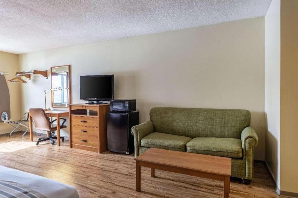 Econo Lodge Ithaca Zewnętrze zdjęcie