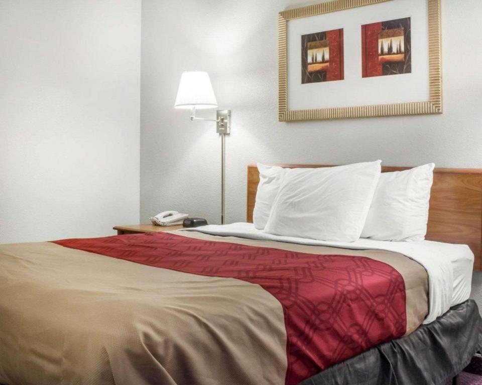 Econo Lodge Ithaca Zewnętrze zdjęcie