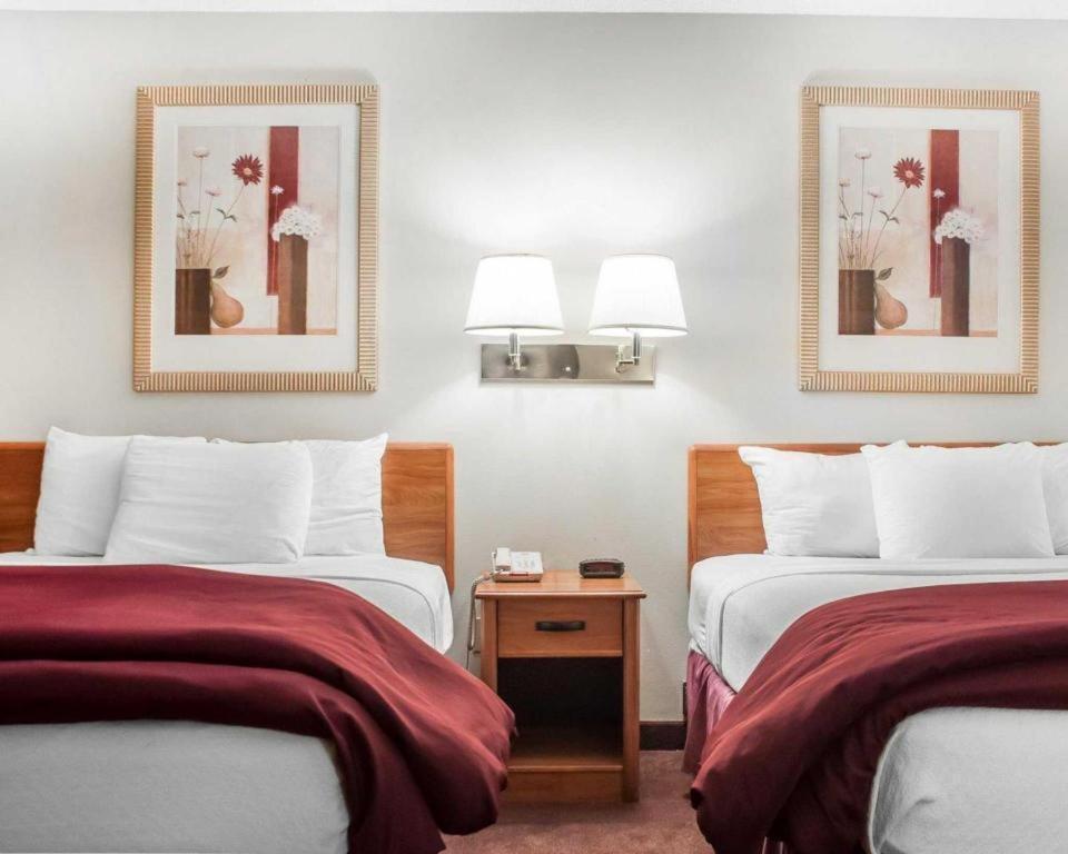 Econo Lodge Ithaca Zewnętrze zdjęcie
